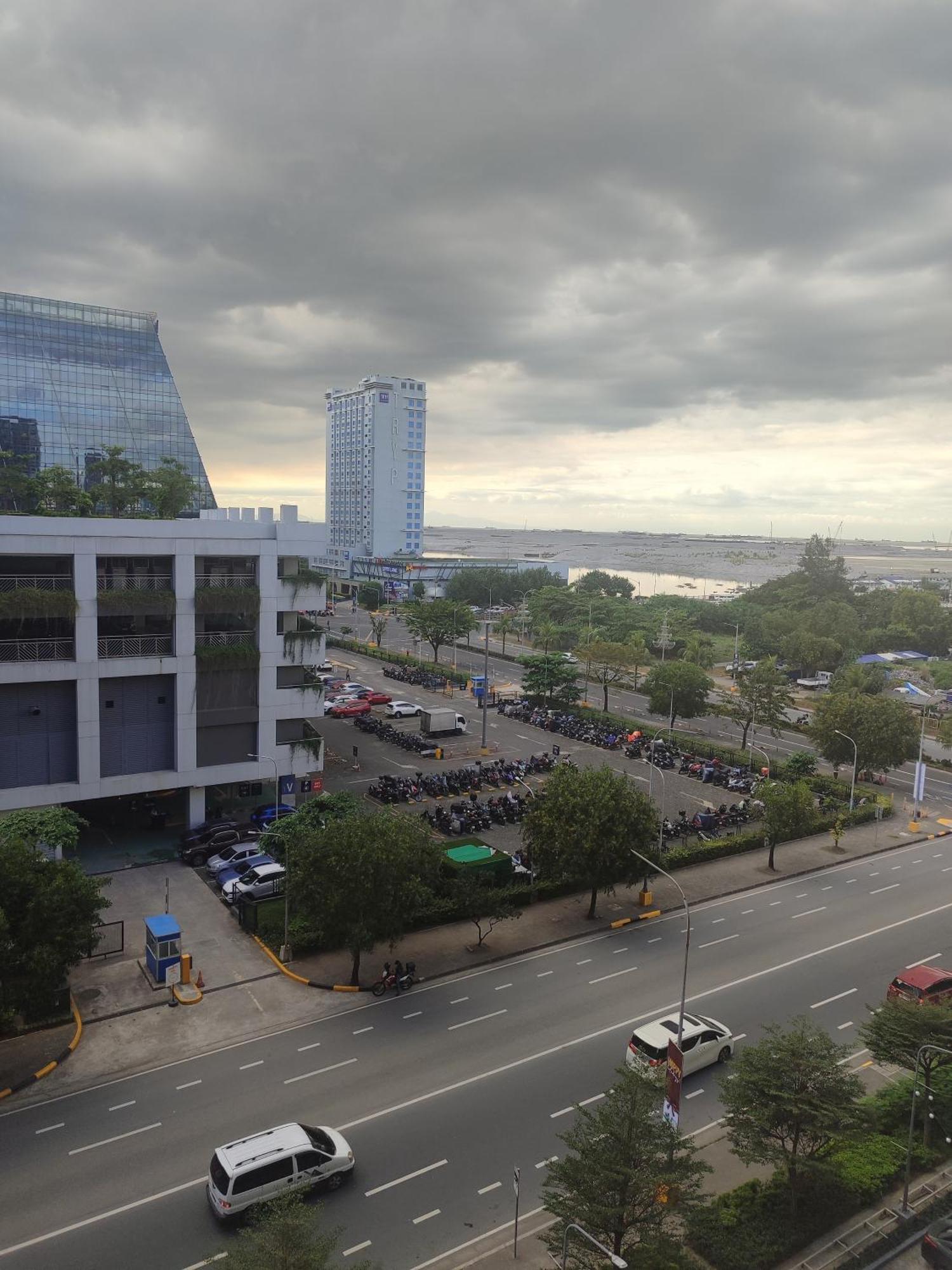 Staycation At Shore Residences Tower A Near Moa With Manila Bay View Exterior photo